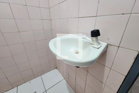 Banheiro  de apartamento para alugar com 1 quarto, 55m² em Boca do Rio, Salvador