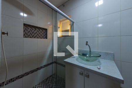 Casa à venda com 350m², 4 quartos e 3 vagasBanheiro do Quarto 2