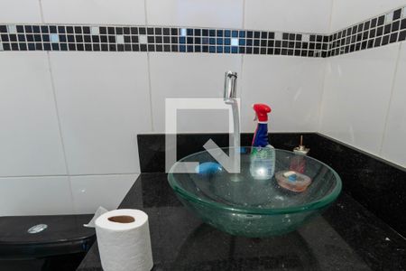 Casa à venda com 350m², 4 quartos e 3 vagasBanheiro do Quarto 3