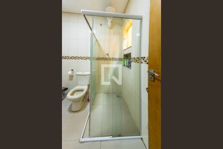 Casa à venda com 350m², 4 quartos e 3 vagasBanheiro do quarto 4