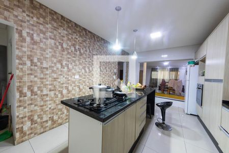 Casa à venda com 350m², 4 quartos e 3 vagasCozinha