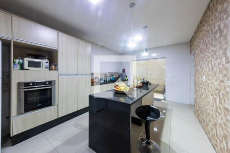 Casa à venda com 350m², 4 quartos e 3 vagasCozinha