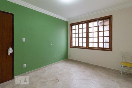 Casa à venda com 300m², 3 quartos e 1 vaga Casa à venda com 300m², 3 quartos e 1 vagaSuíte