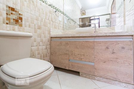 Casa à venda com 300m², 3 quartos e 1 vaga Casa à venda com 300m², 3 quartos e 1 vagaBanheiro