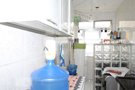 Apartamento à venda com 52m², 2 quartos e 1 vagaCozinha