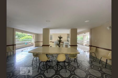 Apartamento à venda com 52m², 2 quartos e 1 vaga Apartamento à venda com 52m², 2 quartos e 1 vagaÁrea comum - Salão de festas