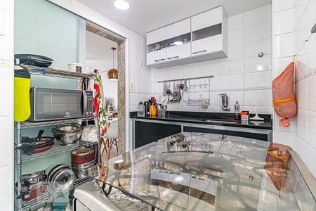 Apartamento à venda com 72m², 3 quartos e sem vagaCozinha