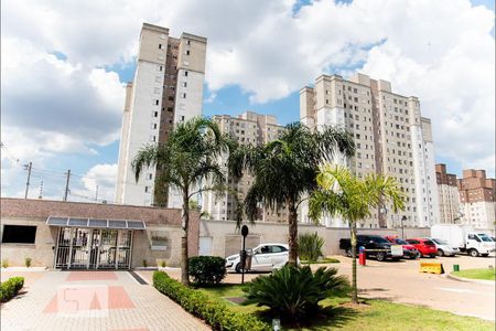 Apartamento para alugar com 46m², 2 quartos e 1 vaga Apartamento para alugar com 46m², 2 quartos e 1 vagaFachada