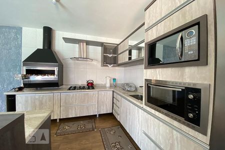 Casa à venda com 215m², 4 quartos e 4 vagasCozinha do Chalé