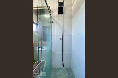 Casa à venda com 215m², 4 quartos e 4 vagasBanheiro da Suíte