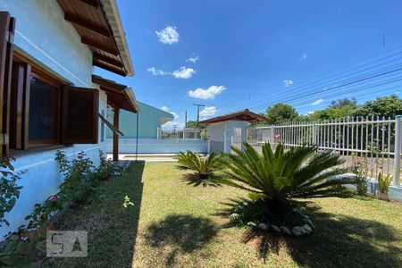 Casa à venda com 215m², 4 quartos e 4 vagasÁrea Externa