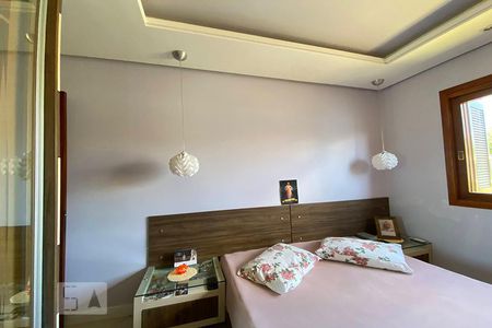 Casa à venda com 215m², 4 quartos e 4 vagasQuarto 3 - Suíte