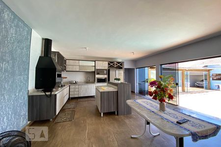 Casa à venda com 215m², 4 quartos e 4 vagas Sala do Chalé