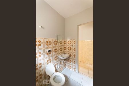 Banheiro de kitnet/studio para alugar com 1 quarto, 30m² em Taboão, Diadema