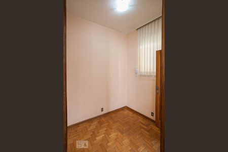 Sala 2 de apartamento à venda com 2 quartos, 75m² em Carmo, Belo Horizonte