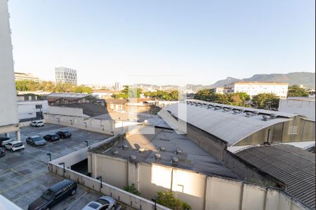 Vist da Sala de apartamento para alugar com 2 quartos, 59m² em São Cristóvão, Rio de Janeiro