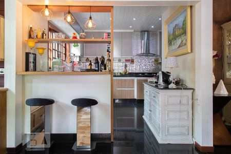 Casa de condomínio à venda com 1000m², 3 quartos e 5 vagas Casa de condomínio à venda com 1000m², 3 quartos e 5 vagasCozinha