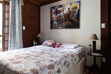 Casa de condomínio à venda com 1000m², 3 quartos e 5 vagas Casa de condomínio à venda com 1000m², 3 quartos e 5 vagasQuarto 2