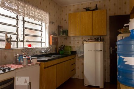 Casa para alugar com 150m², 4 quartos e 2 vagasCozinha