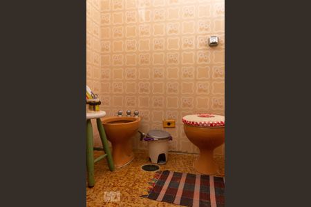 Casa para alugar com 150m², 4 quartos e 2 vagasBanheiro