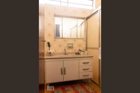 Casa para alugar com 150m², 4 quartos e 2 vagasBanheiro Suíte 