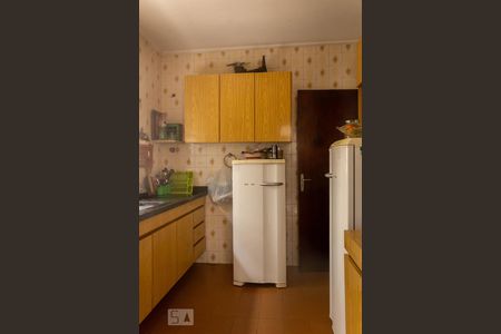 Casa para alugar com 150m², 4 quartos e 2 vagasCozinha