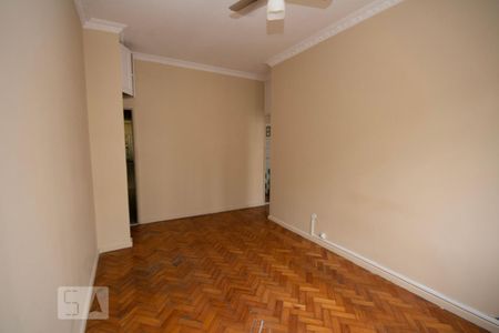 Sala de apartamento para alugar com 1 quarto, 47m² em Botafogo, Rio de Janeiro