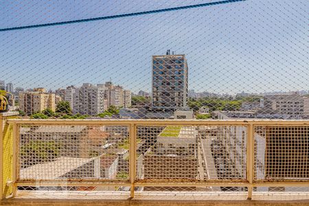 Apartamento à venda com 150m², 3 quartos e 1 vaga Apartamento à venda com 150m², 3 quartos e 1 vagaVista