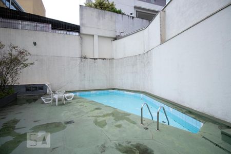 Apartamento para alugar com 60m², 2 quartos e 1 vaga Apartamento para alugar com 60m², 2 quartos e 1 vagaÁrea Comum - Piscina