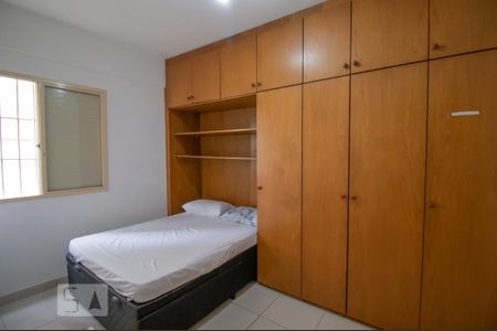 Quarto 2 de apartamento para alugar com 2 quartos, 60m² em Vila Guarani (z Sul), São Paulo