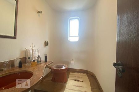 Apartamento para alugar com 300m², 4 quartos e 4 vagas Apartamento para alugar com 300m², 4 quartos e 4 vagasLavabo