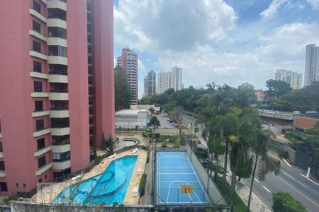 Apartamento para alugar com 300m², 4 quartos e 4 vagas Apartamento para alugar com 300m², 4 quartos e 4 vagasVista do Quarto de Serviço