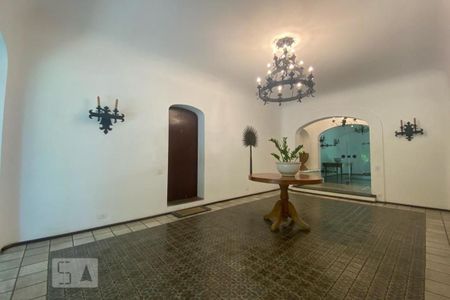 Apartamento para alugar com 300m², 4 quartos e 4 vagas Apartamento para alugar com 300m², 4 quartos e 4 vagasHall Social