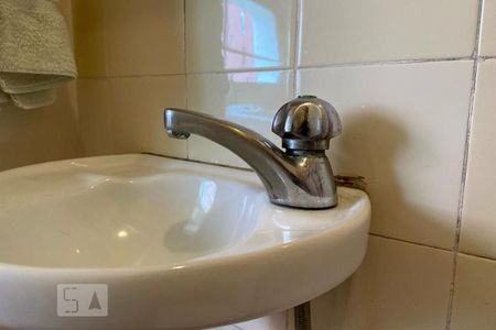 Apartamento para alugar com 300m², 4 quartos e 4 vagas Apartamento para alugar com 300m², 4 quartos e 4 vagasBanheiro - Torneira