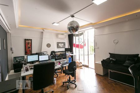 Sala de casa à venda com 3 quartos, 490m² em Perdizes, São Paulo