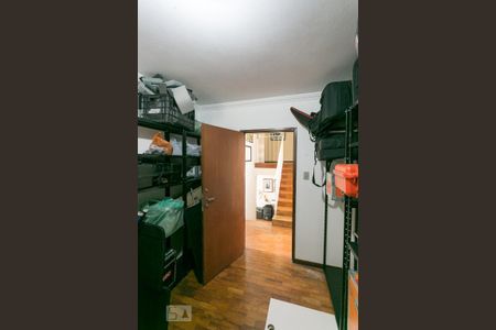 Casa à venda com 490m², 3 quartos e 3 vagasquarto extra/deposito