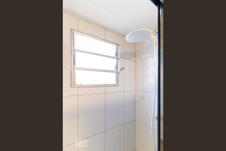 Casa de condomínio para alugar com 102m², 3 quartos e 2 vagas Casa de condomínio para alugar com 102m², 3 quartos e 2 vagasBanheiro da suíte