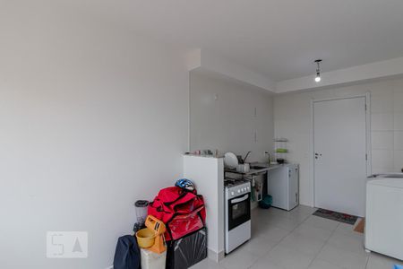 Cozinha e Área de Serviço de kitnet/studio para alugar com 1 quarto, 26m² em Cambuci, São Paulo