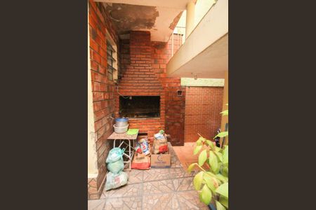 Casa à venda com 100m², 3 quartos e 2 vagas Casa à venda com 100m², 3 quartos e 2 vagaschurrasqueira