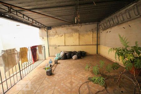 Casa à venda com 100m², 3 quartos e 2 vagas Casa à venda com 100m², 3 quartos e 2 vagaslaje