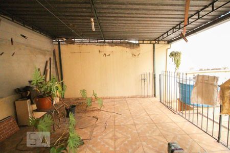 Casa à venda com 100m², 3 quartos e 2 vagas Casa à venda com 100m², 3 quartos e 2 vagaslaje