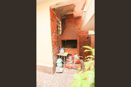 Casa à venda com 100m², 3 quartos e 2 vagas Casa à venda com 100m², 3 quartos e 2 vagaschurrasqueira