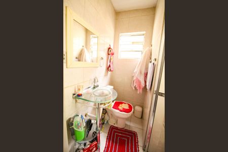 Casa à venda com 100m², 3 quartos e 2 vagas Casa à venda com 100m², 3 quartos e 2 vagasbanheiro