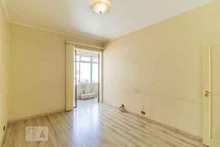 Apartamento para alugar com 250m², 3 quartos e 2 vagas Apartamento para alugar com 250m², 3 quartos e 2 vagasQuarto 1