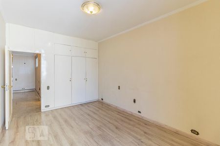 Apartamento para alugar com 250m², 3 quartos e 2 vagas Apartamento para alugar com 250m², 3 quartos e 2 vagasQuarto 1