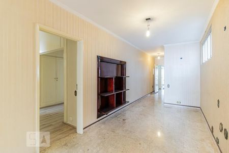 Apartamento para alugar com 250m², 3 quartos e 2 vagas Apartamento para alugar com 250m², 3 quartos e 2 vagasCorredor