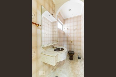 Apartamento para alugar com 250m², 3 quartos e 2 vagas Apartamento para alugar com 250m², 3 quartos e 2 vagasLavabo