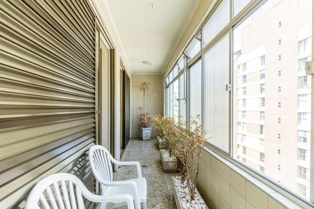 Apartamento para alugar com 250m², 3 quartos e 2 vagas Apartamento para alugar com 250m², 3 quartos e 2 vagasVaranda dos Quartos