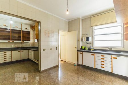 Apartamento para alugar com 250m², 3 quartos e 2 vagas Apartamento para alugar com 250m², 3 quartos e 2 vagasCozinha