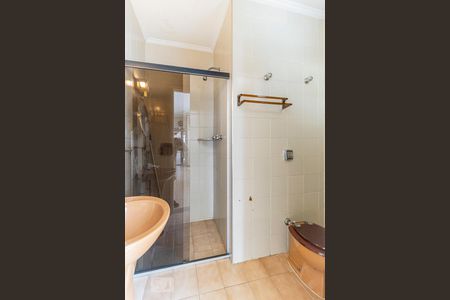 Apartamento para alugar com 250m², 3 quartos e 2 vagas Apartamento para alugar com 250m², 3 quartos e 2 vagasBanheiro de Serviço